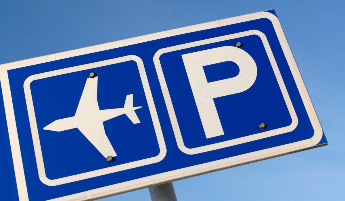 Airport Parking Signage in Southern Ontario